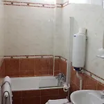 ホテル デュ ドラゴン パリ