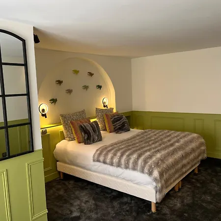 Hotel Du Dragon Paris