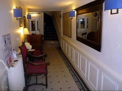 Hotel Du Dragon 2*