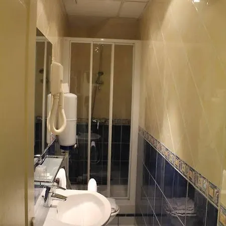 Du Dragon 2* Paříž