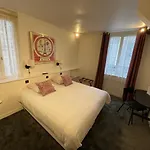 Du Dragon Hotel Paryż